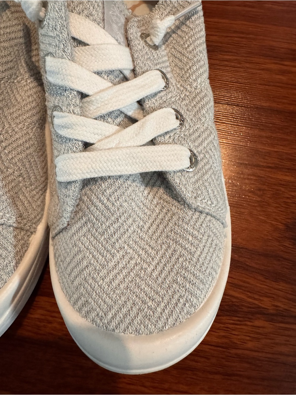 Roxy Knit Casual Lace-Up Sneakers in Light Grey/White - Picture 4 of 4